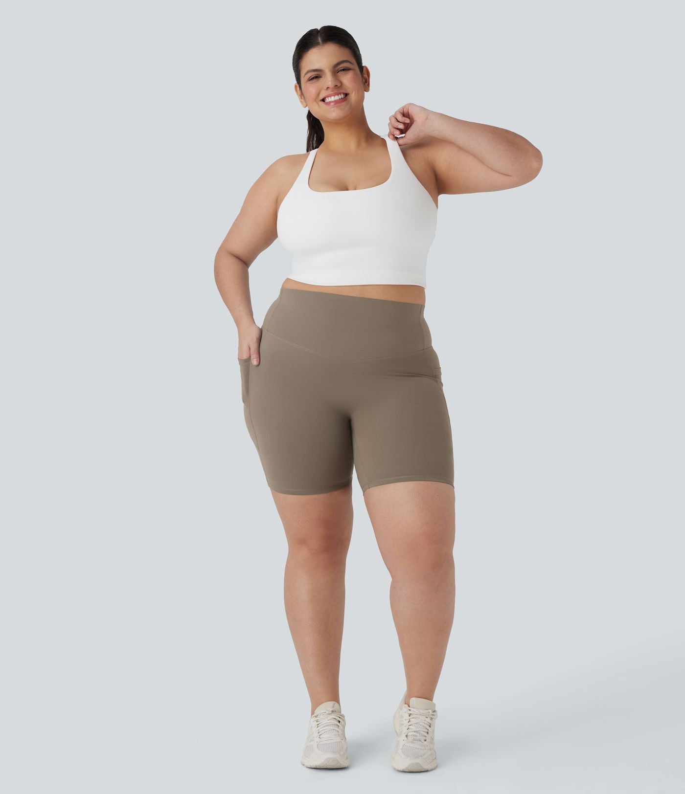 Short cycliste 17,5 cm d'entraînement gainant taille haute grande taille avec poches Halara UltraSculpt™