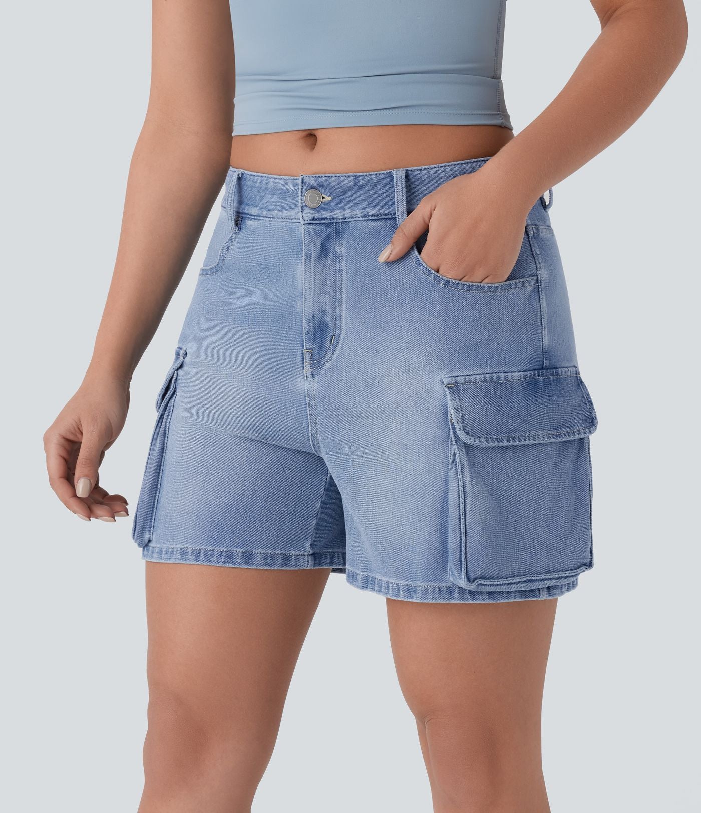 Short cargo décontracté en denim extensible délavé avec poches multiples et taille basse Halara Flex™