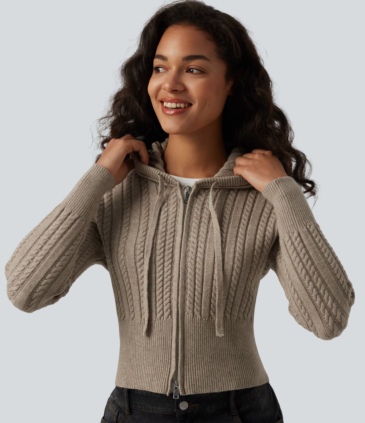 Cardigan décontracté à capuche et fermeture éclair en maille torsadée