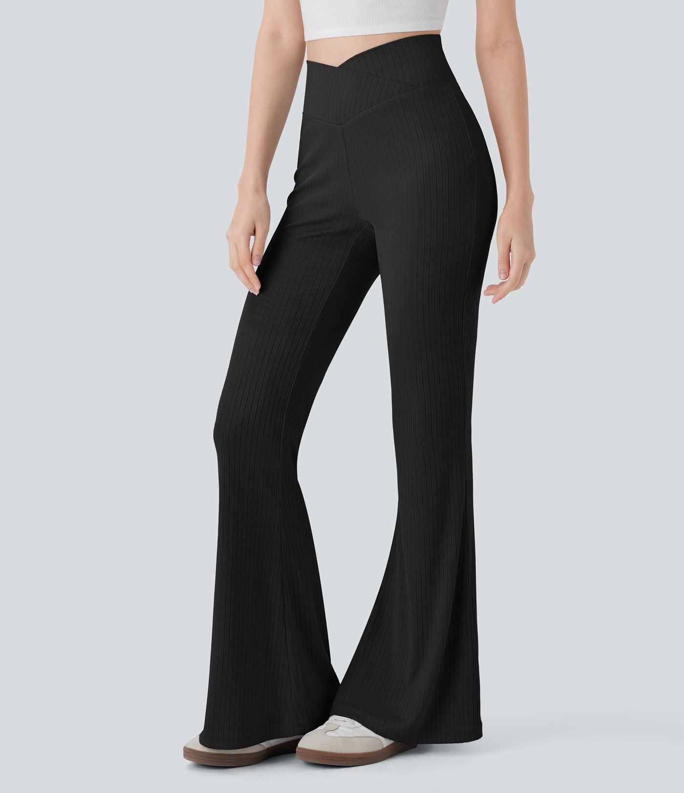 Pantalon large fluide côtelé à taille haute croisée avec poche arrière