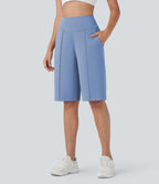 Short bermuda d'entraînement SoftlyZero™ Airy, jambe droite, taille haute avec poches latérales, à effet frais InstantCool, protection solaire UPF50+