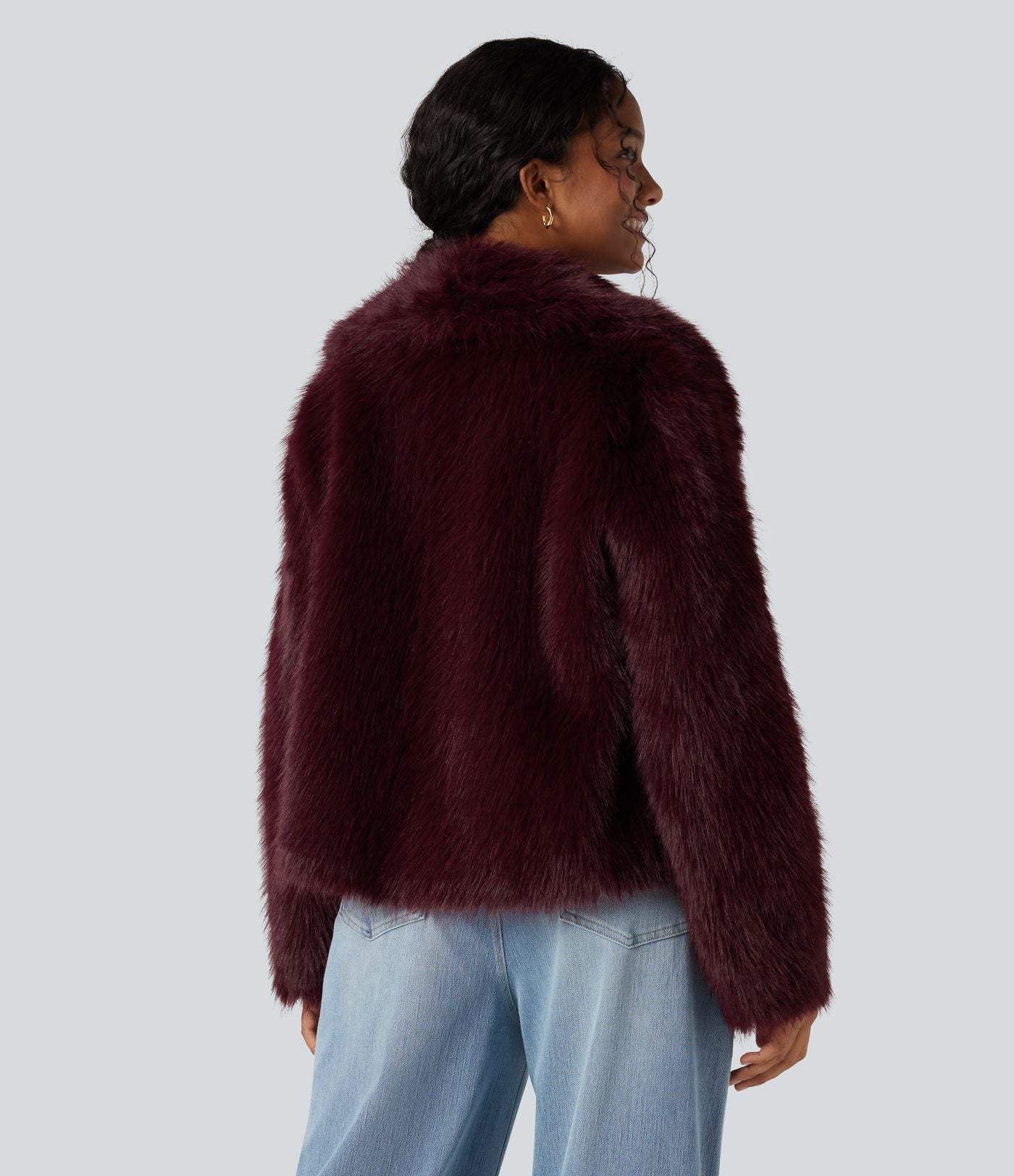 Manteau cape fausse fourrure col revers manches longues avec poches