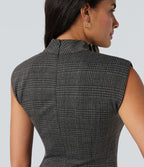 Robe de travail midi moulante sans manches col montant pied-de-poule à carreaux