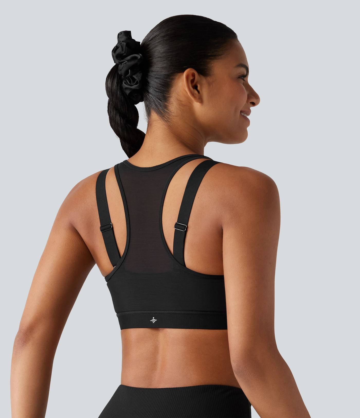 Brassière de sport d'entraînement maintien moyen col rond échancré dos nageur avec fermeture éclair, mesh contrasté et coussinets non amovibles