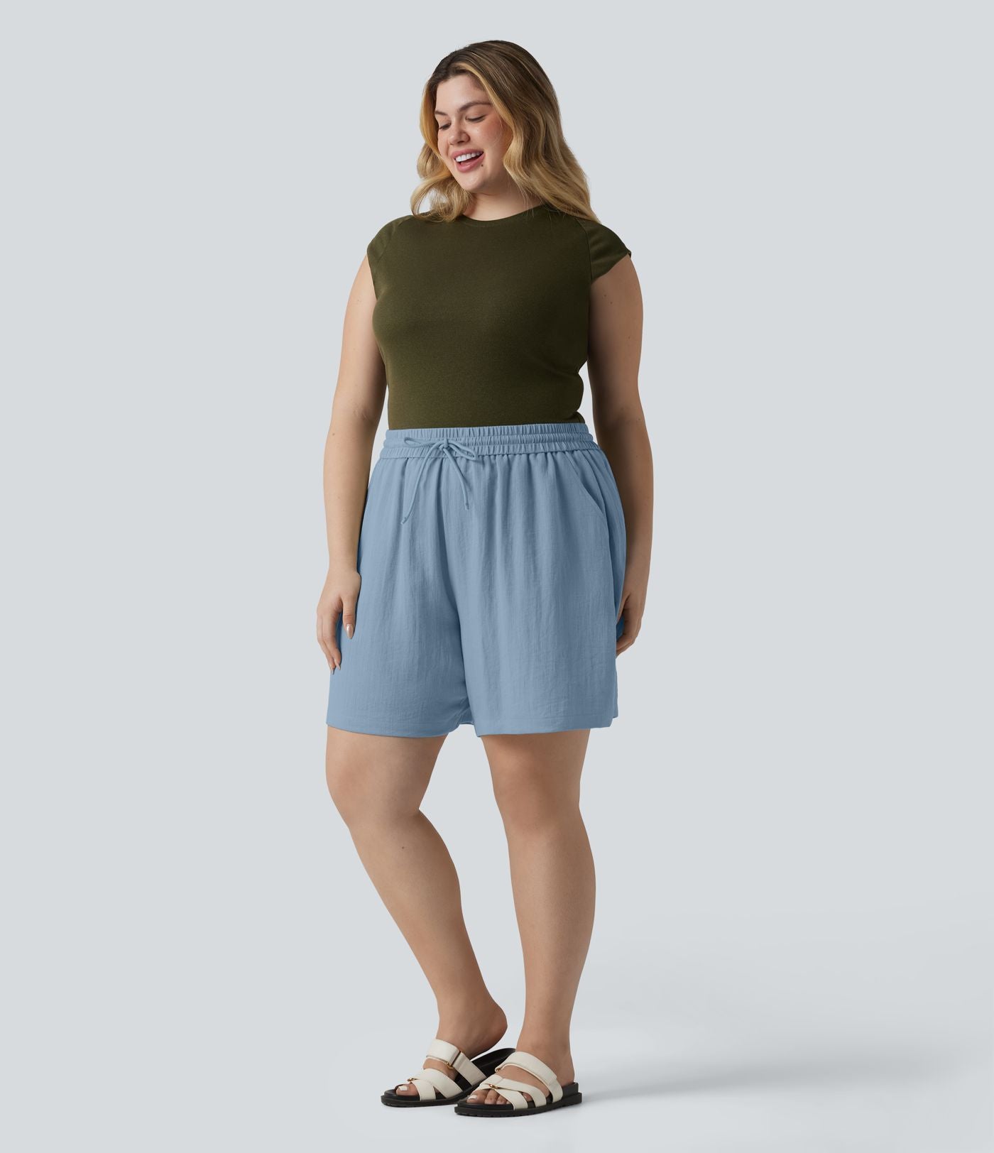 Short casual aspect lin grande taille taille haute avec cordon de serrage et poches