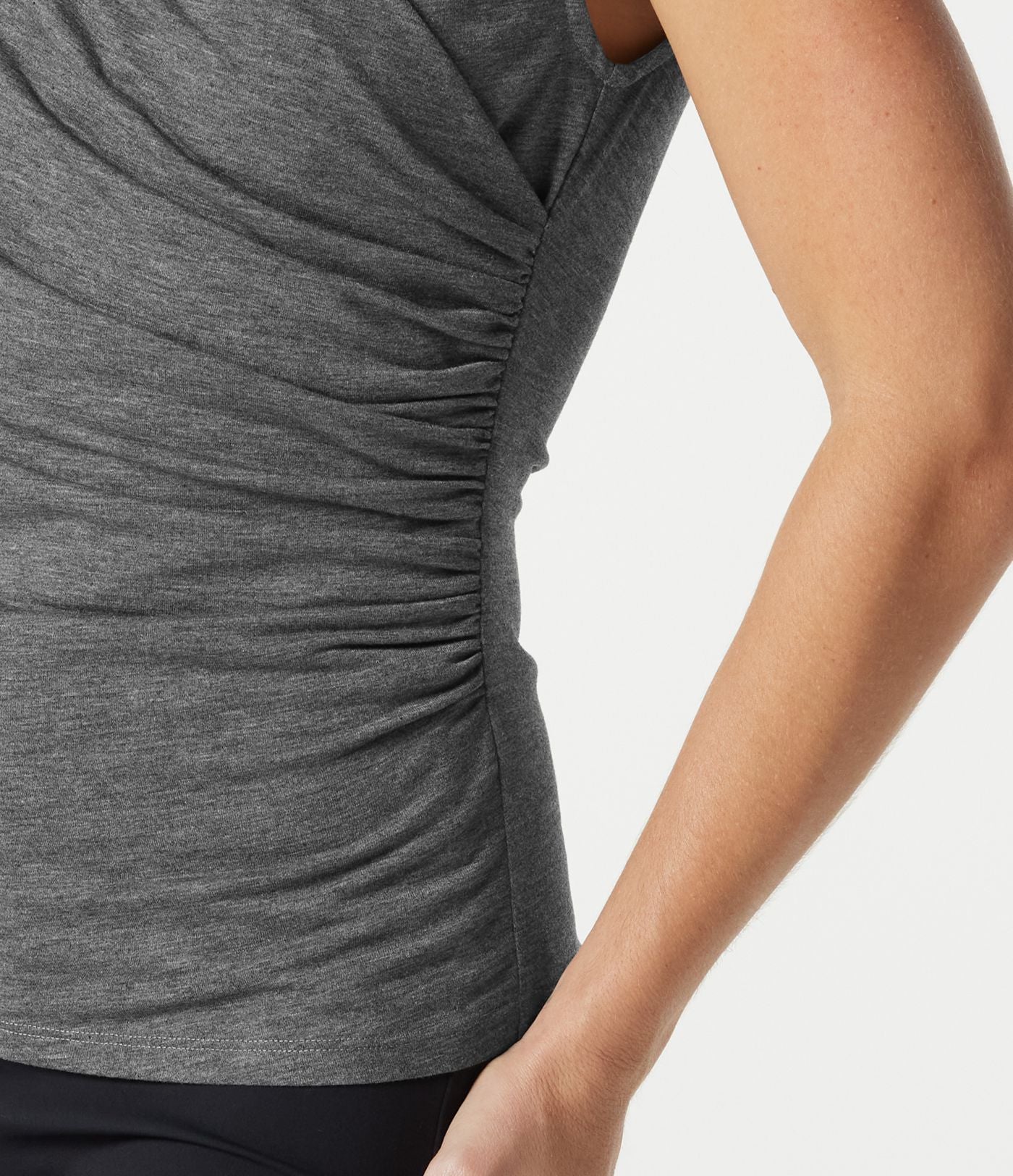 T-shirt casual sans manches à col V froncé