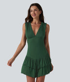 Robe mini en maille côtelée col V sans manches ourlet à volants superposés