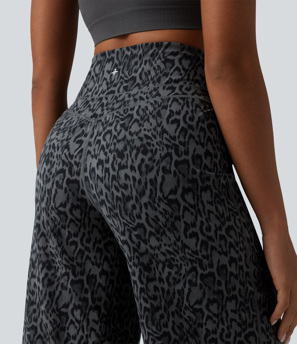 Short de yoga Halara UltraSculpt™ imprimé léopard, taille haute, gainant, jambes droites, 25 cm, avec poches