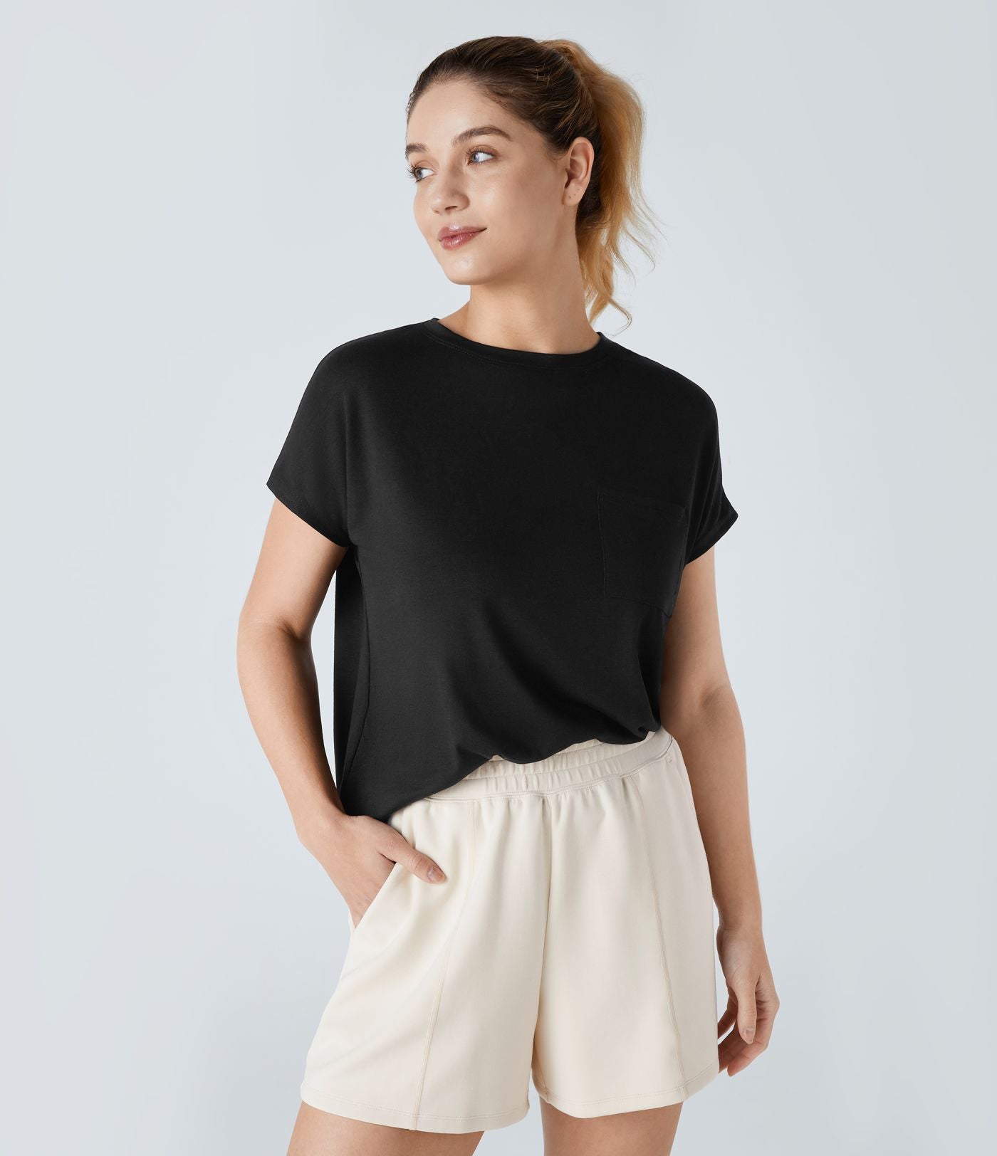 T-shirt Casual Relax à Col Rond Poche Poitrine Ourlet Fendu