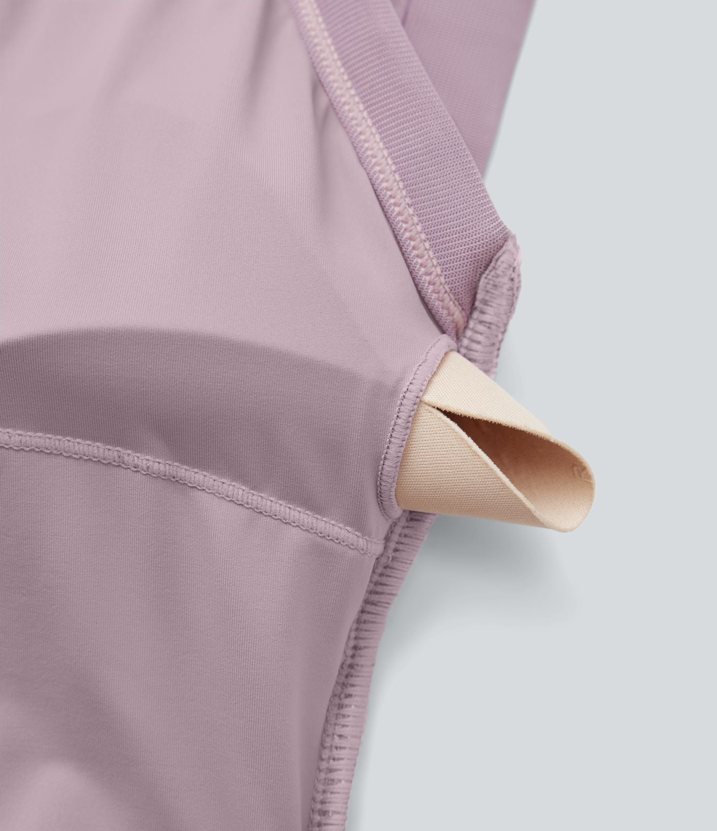 Robe de danse courte 2-en-1 dos nu torsadée résille avec poche latérale