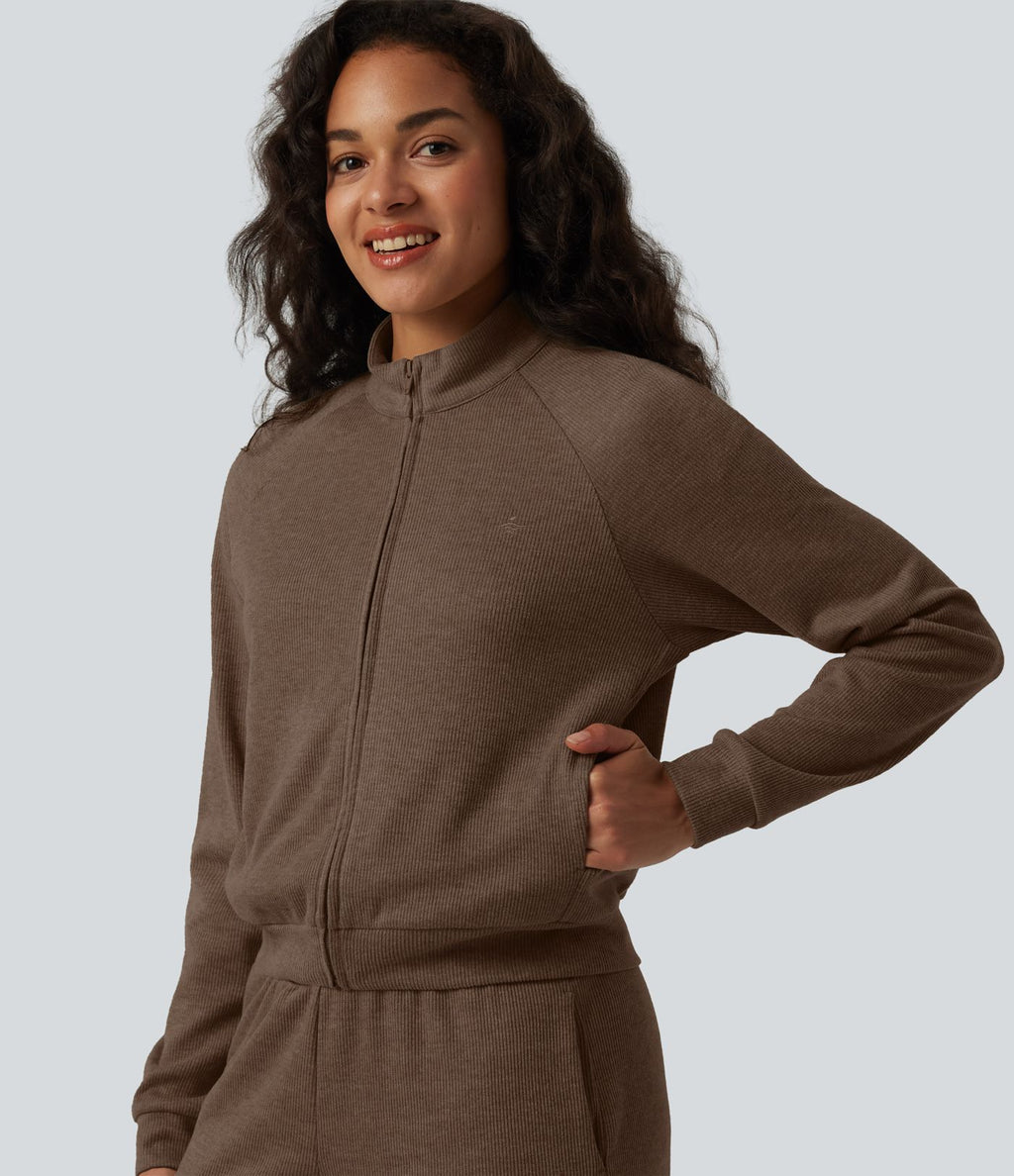 Veste casual côtelée à col montant, manches longues et fermeture zippée avec poches