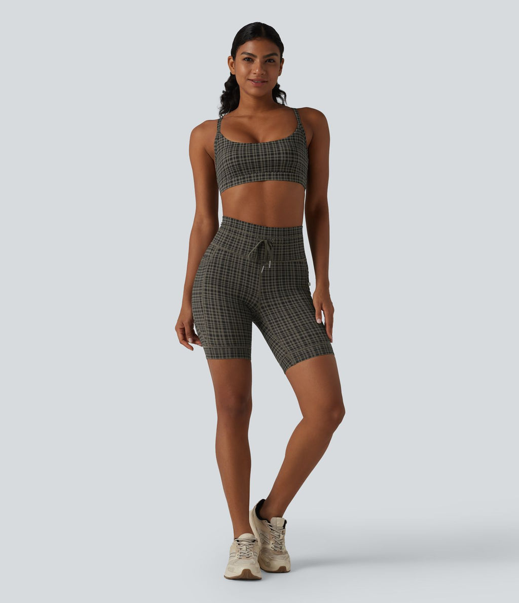 Halara UltraSculpt™ Short de cycliste yoga à carreaux taille haute 17,5 cm avec cordon de serrage et poches