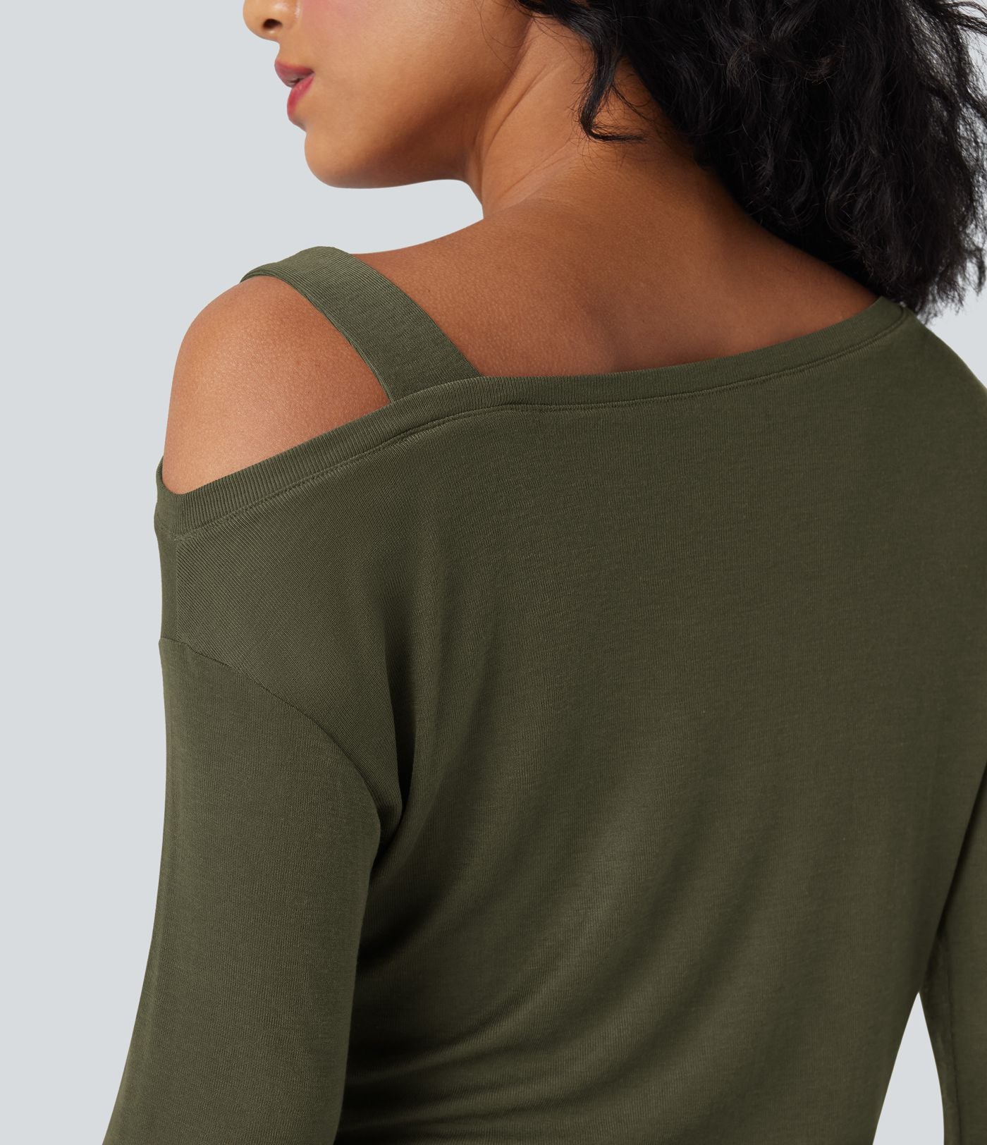 T-shirt décontracté asymétrique en mélange de laine à une épaule et manches longues