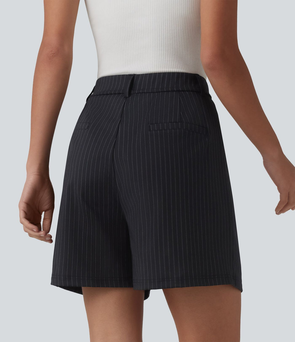 Short tailleur plissé taille haute à rayures avec poches