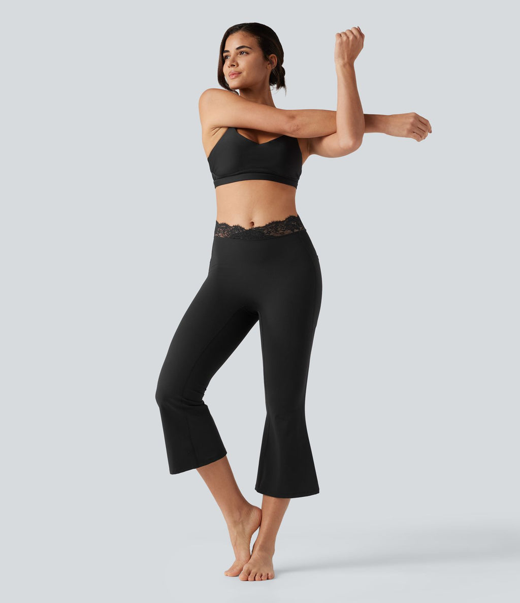 Legging de yoga flare Halara UltraSculpt™ longueur mollet avec dentelle contrastée et poches
