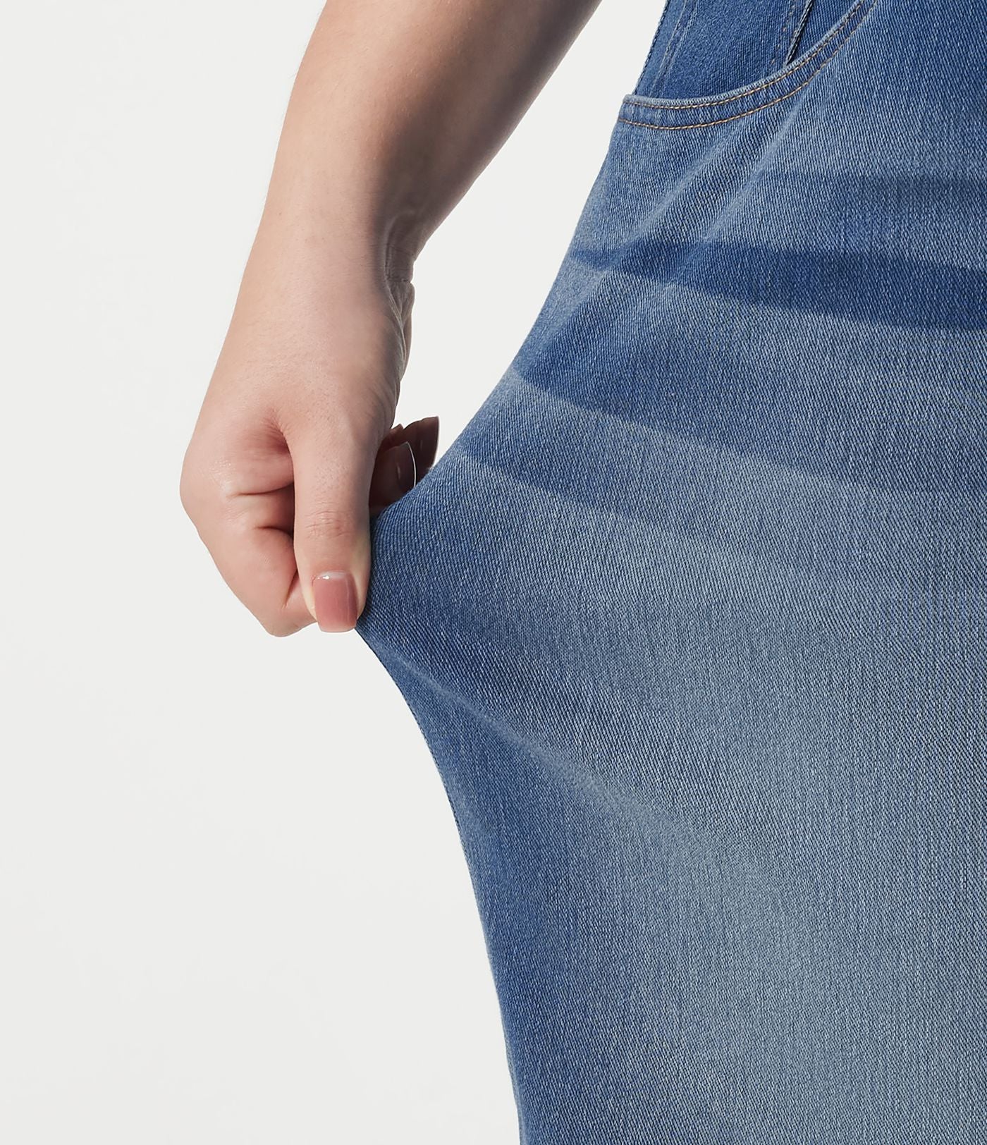 Short baggy grande taille en jean Halara Flex™ Denim taille haute croisée, effet ventre plat, avec poches