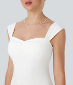 Robe moulante mi-longue décolleté cœur