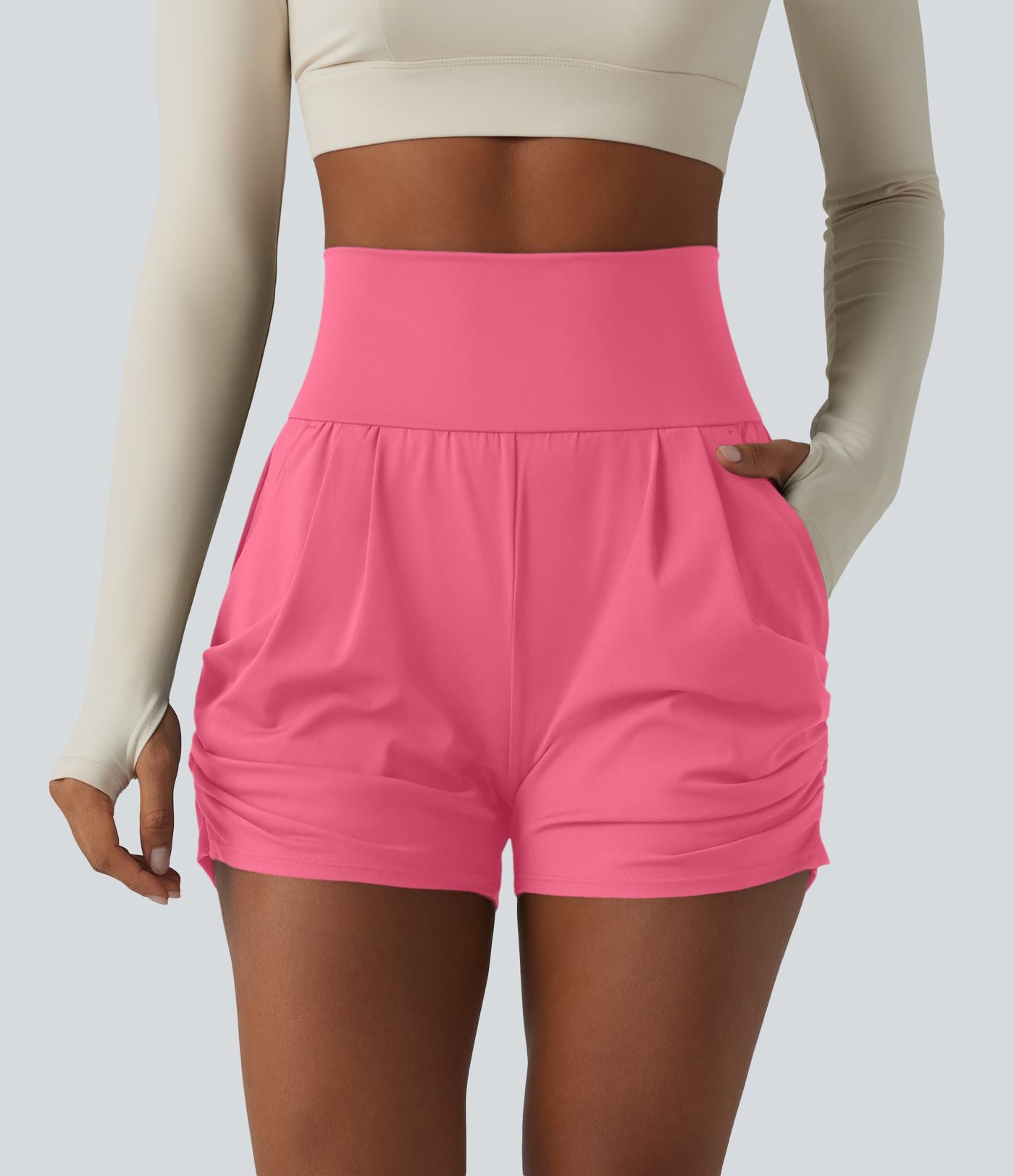 Short de yoga SoftlyZero™ Airy taille haute froncé effet frais InstantCool 7,5 cm avec poches