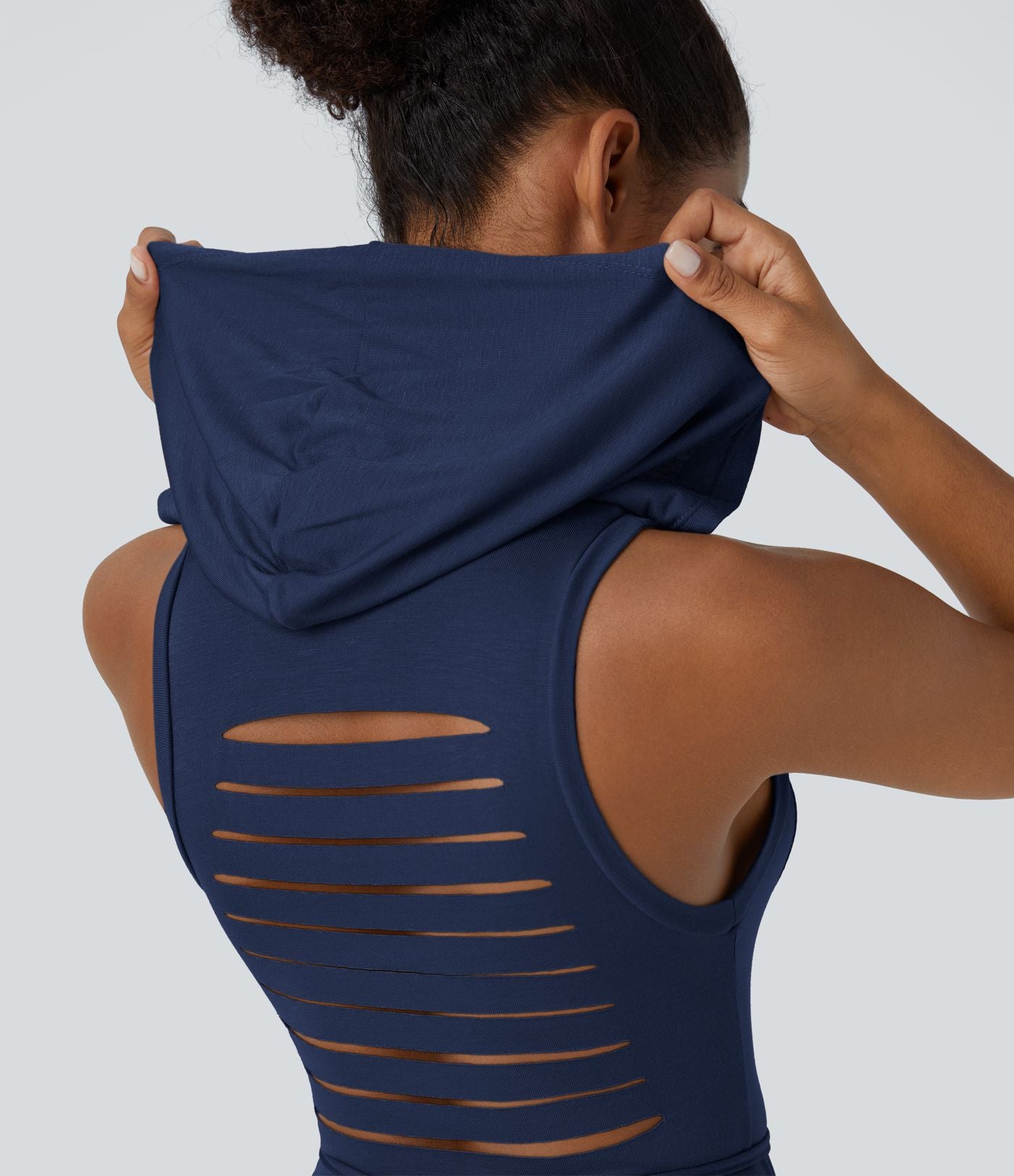 Robe Casual Midi 2 Pièces Capuche Col Montant Sans Manches Fendue avec Découpe Dos Nœud Côtelée