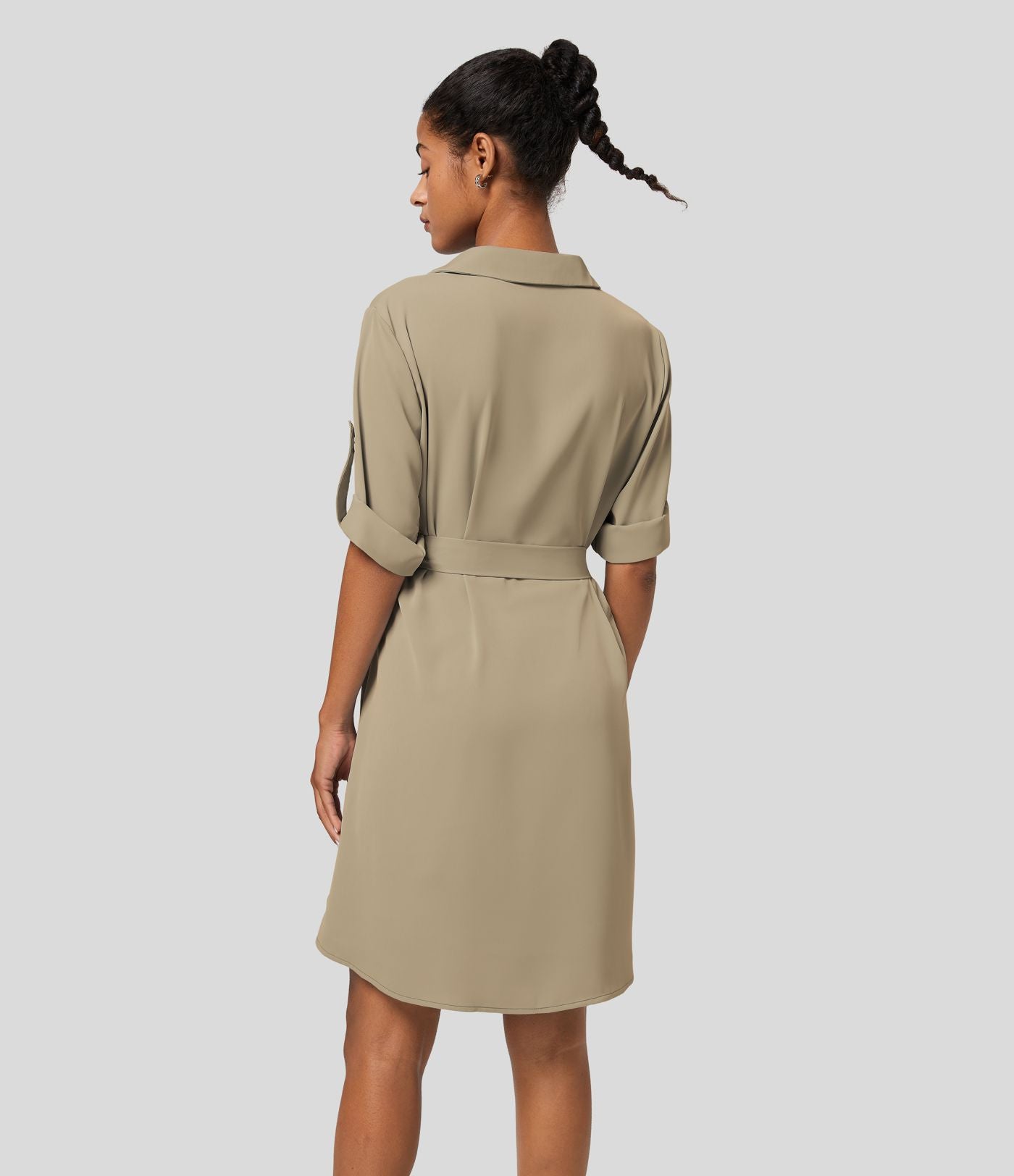 Robe-chemise décontractée à col, manches retroussables et ceinture
