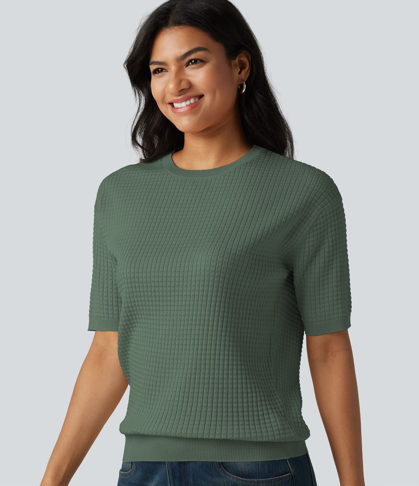 Pull col rond manches courtes en tissu gaufré