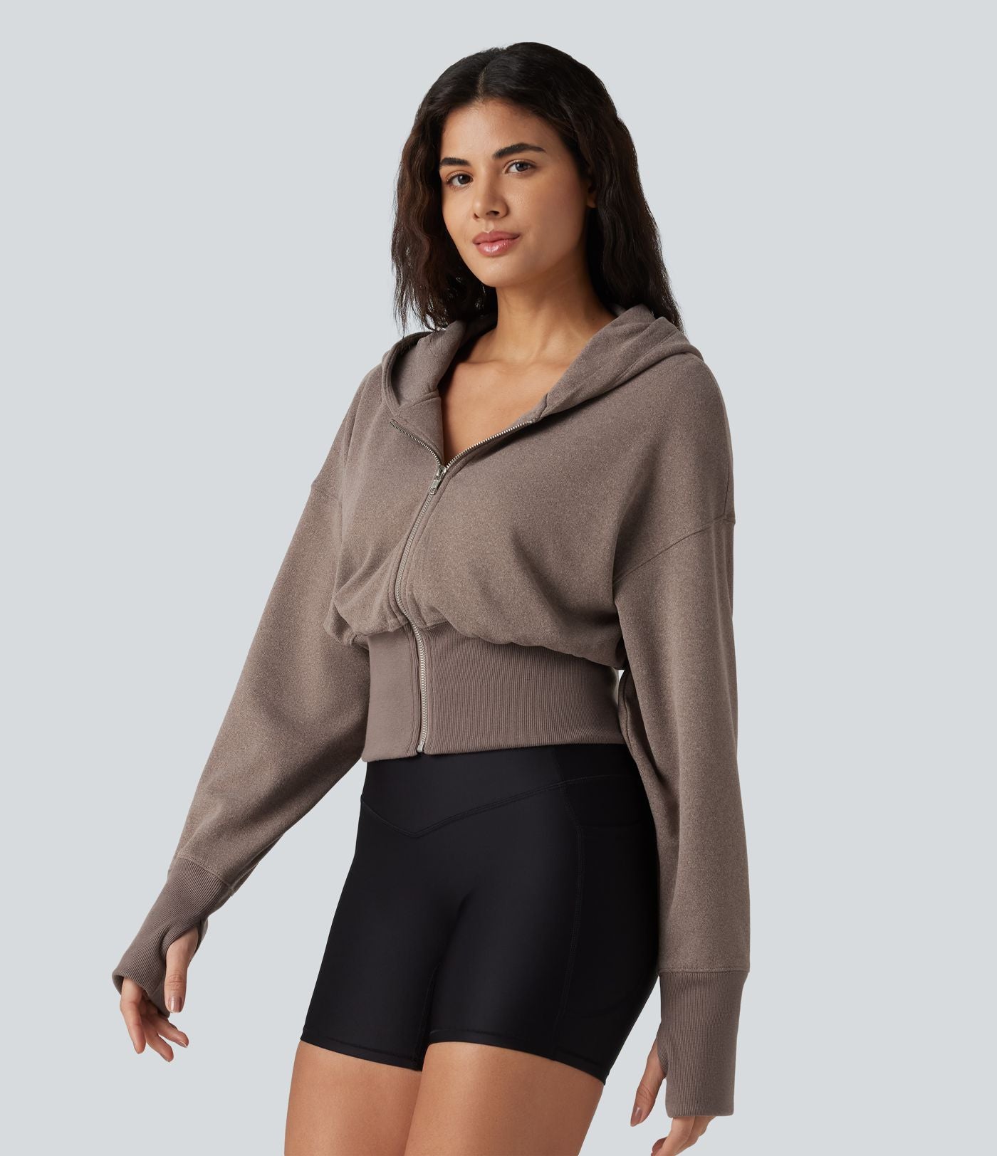 Sweat à capuche zippé avec manches raglan et passe-pouces