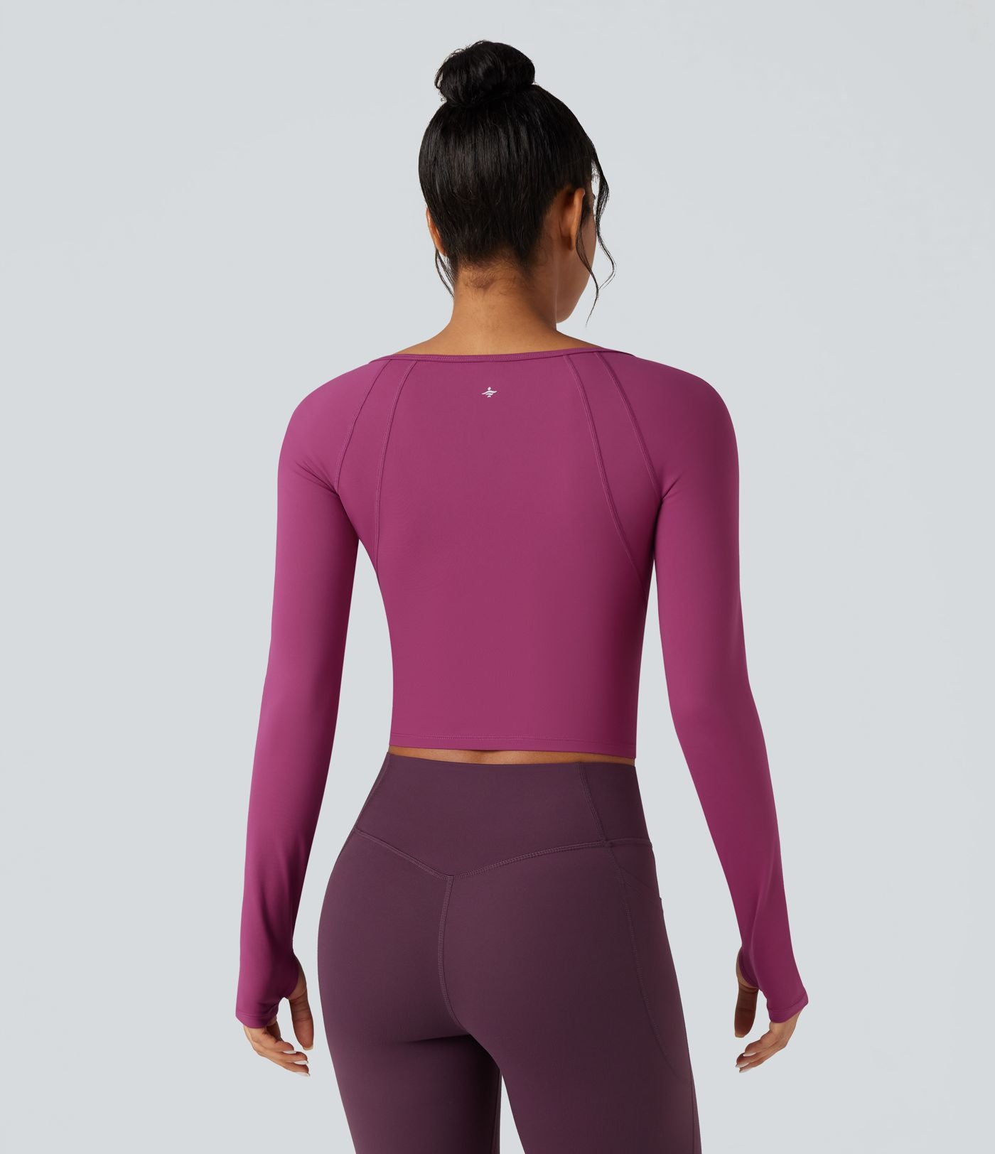 Top de sport yoga SoftlyZero™ Plush col carré manches raglan longues avec trous pouces