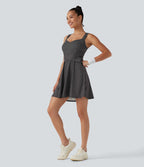 Robe sport de tennis mini 2-en-1 à pois avec brassière intégrée et poches - Édition Easy Peasy