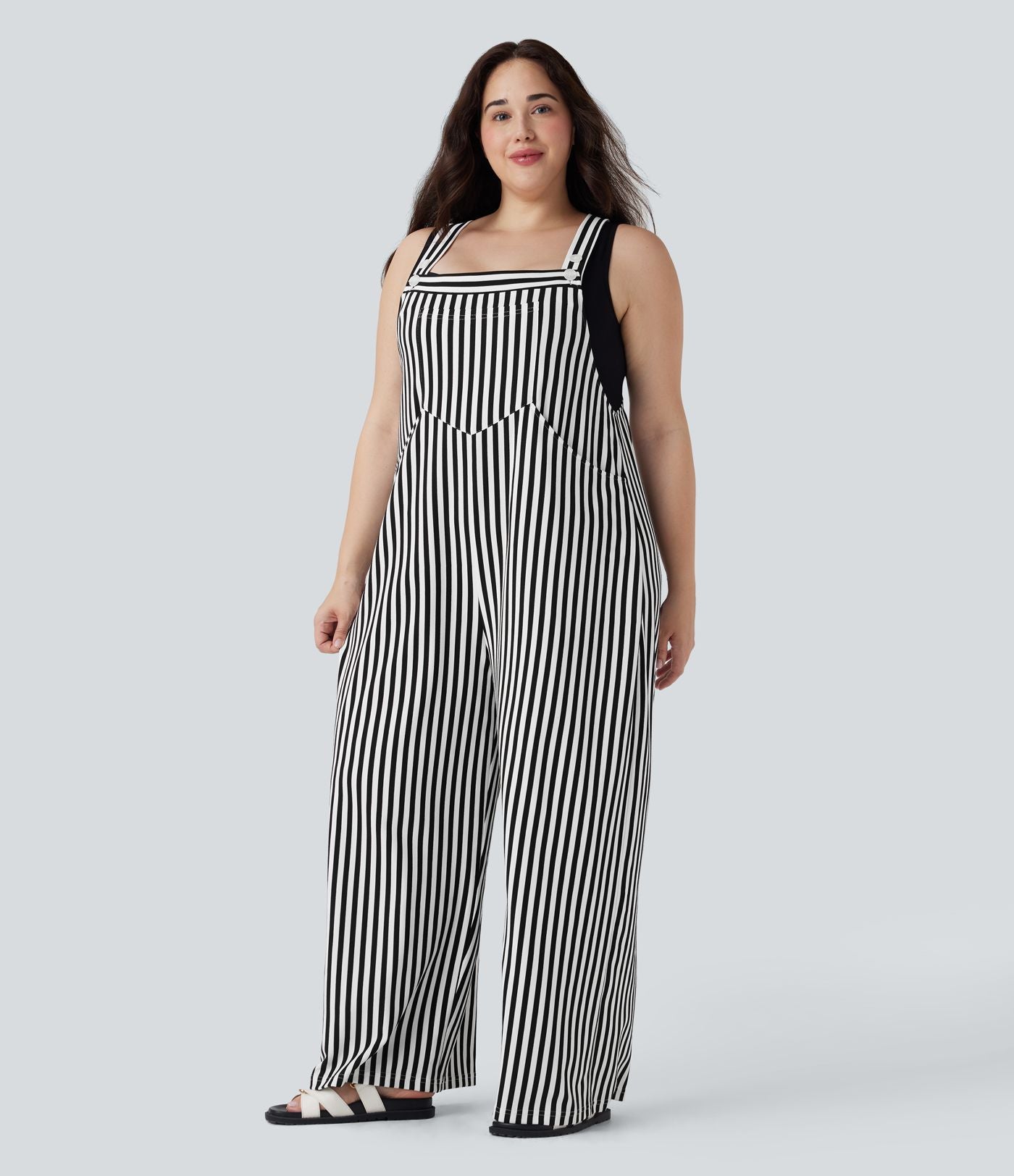 Salopette de séjour grande taille tissu gaufré rayée à bretelles ajustables avec boutons et multiples poches