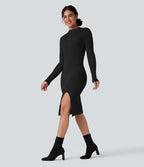 Robe pull mi-longue moulante fendue col montant manches longues