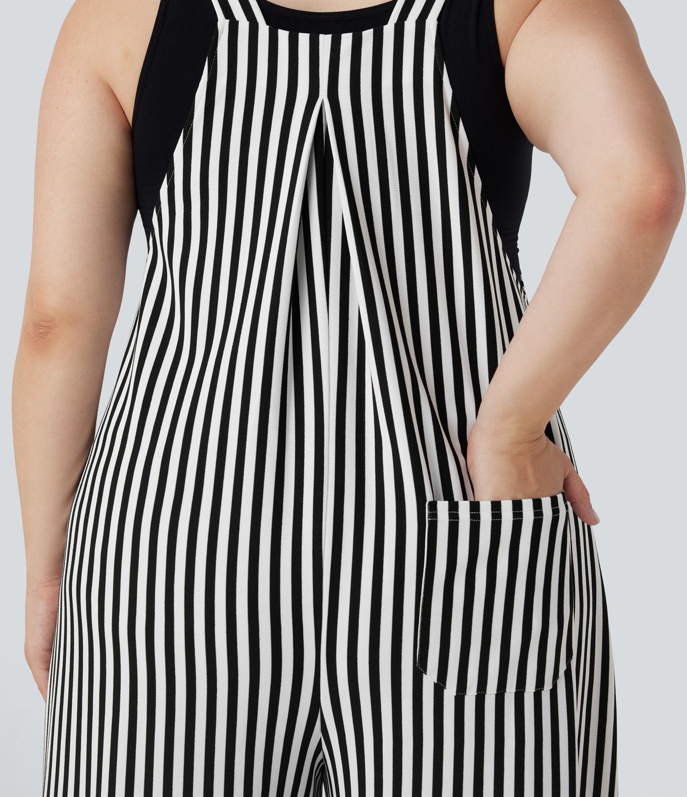Salopette de séjour grande taille tissu gaufré rayée à bretelles ajustables avec boutons et multiples poches