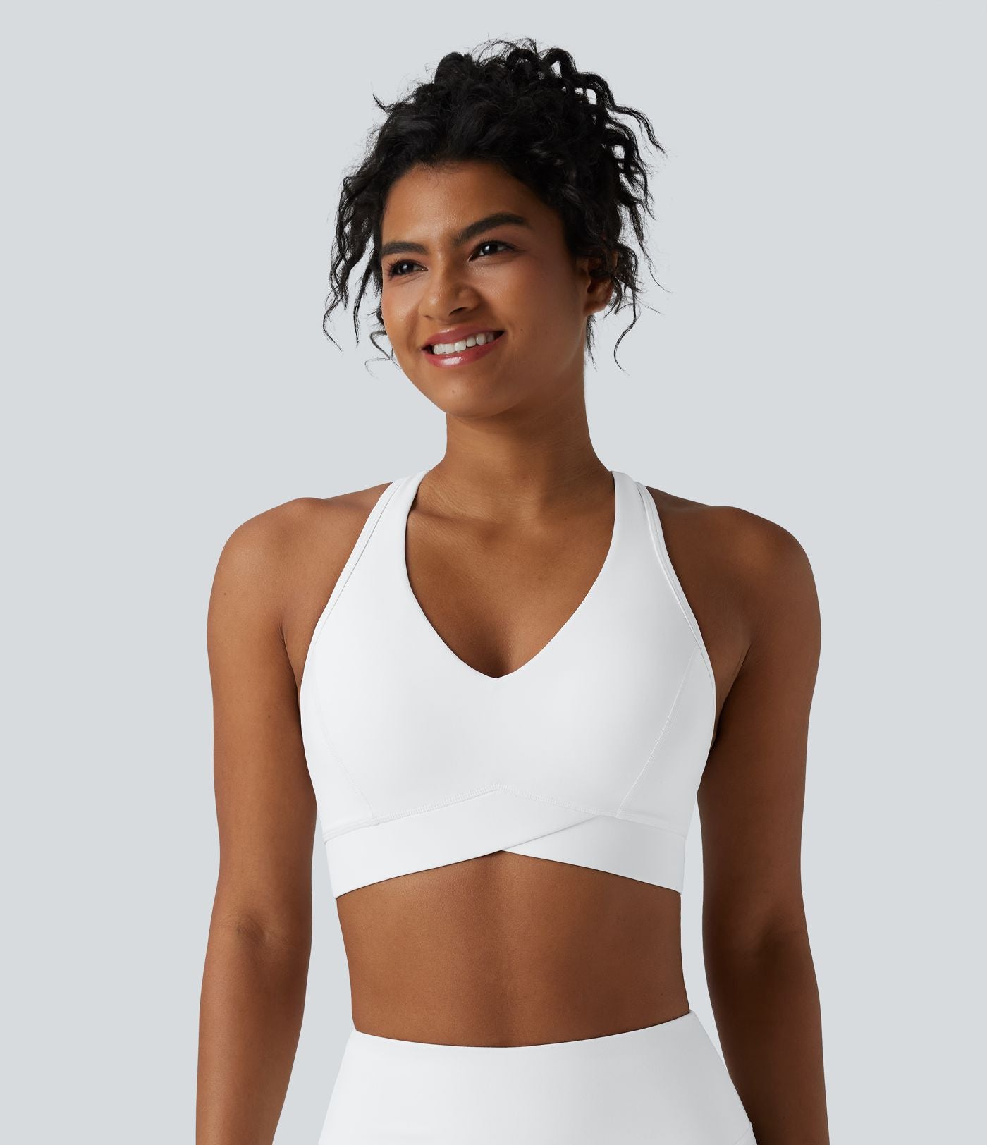 Brassière de sport entraînement Halara UltraSculpt™ soutien intermédiaire col V dos nageur bonnets A-C