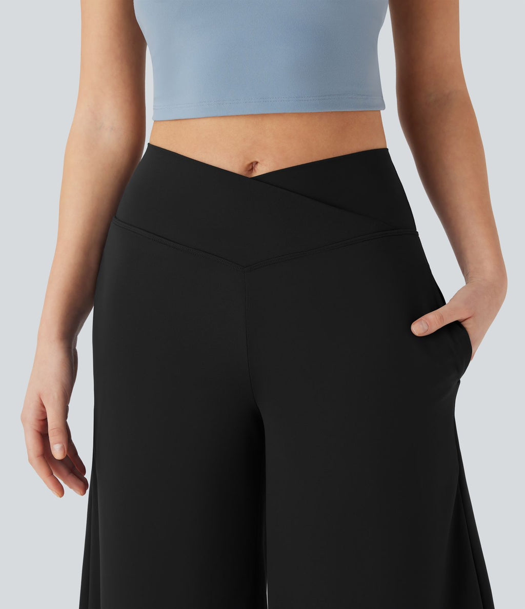 Pantacourt de yoga Cool Touch Softlyzero™ aérien à taille haute croisée, jambe large et poches