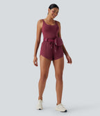 Combi-short de running 2-en-1 dos nu smocké avec cordon de serrage et poches latérales