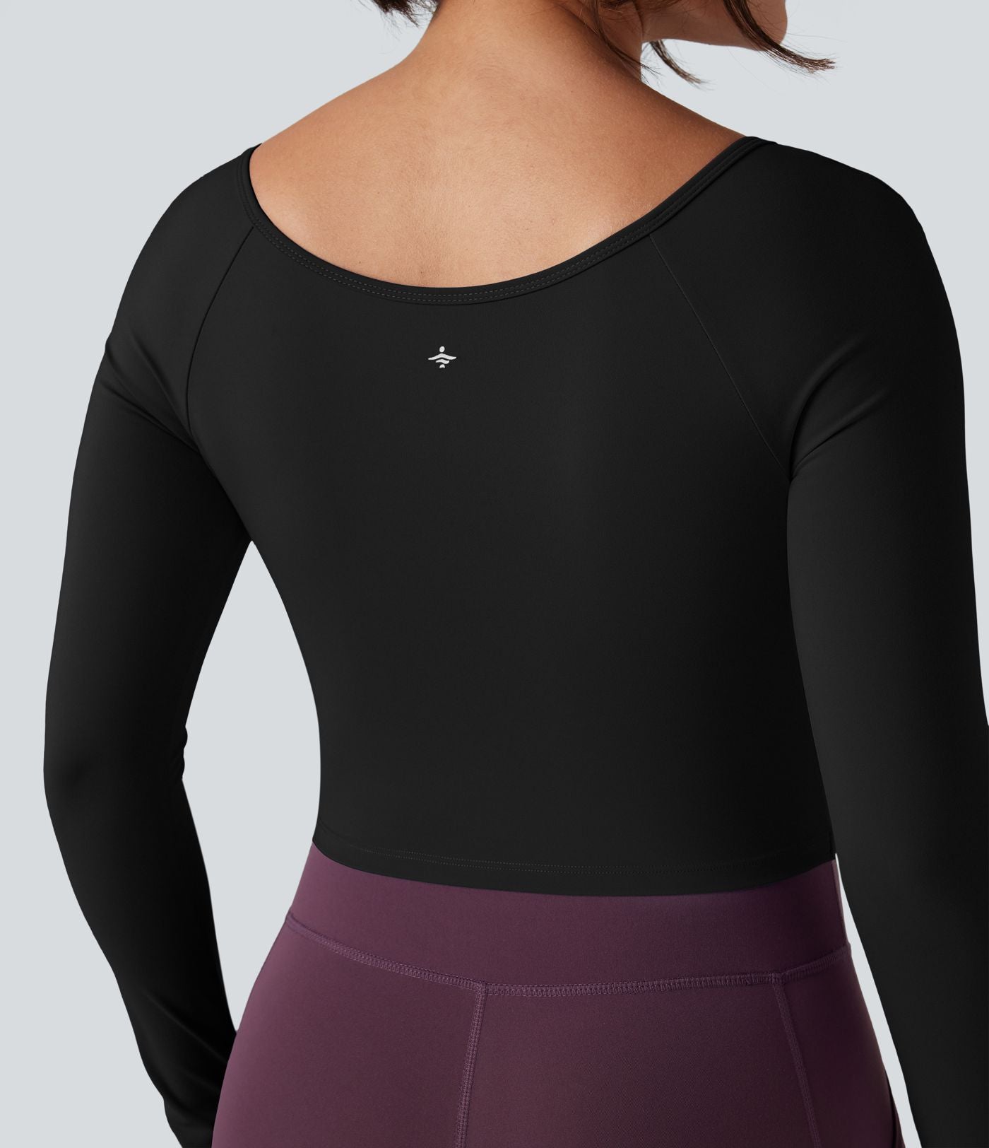 Top de sport yoga SoftlyZero™ Plush col rond ourlet croisé manches longues avec trous pouces