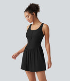 Robe mini de tennis Active Dress côtelée à col tunisien, poches et accès facile Easy Peasy