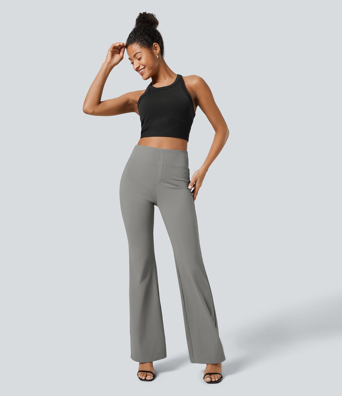 Pantalon tailleur légèrement évasé taille haute avec poches arrière Halara Flex™