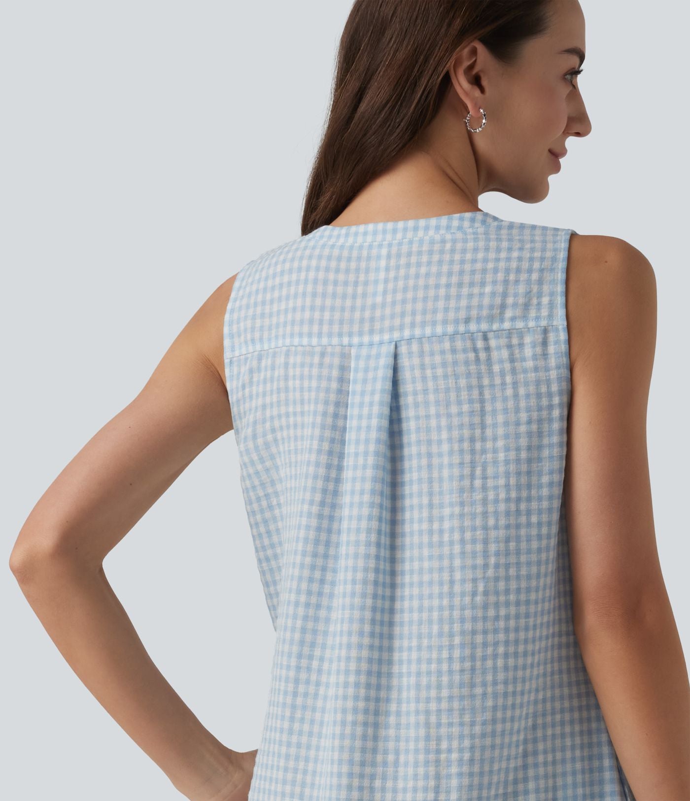 Robe courte sans manches col rond à carreaux aspect lin avec poches