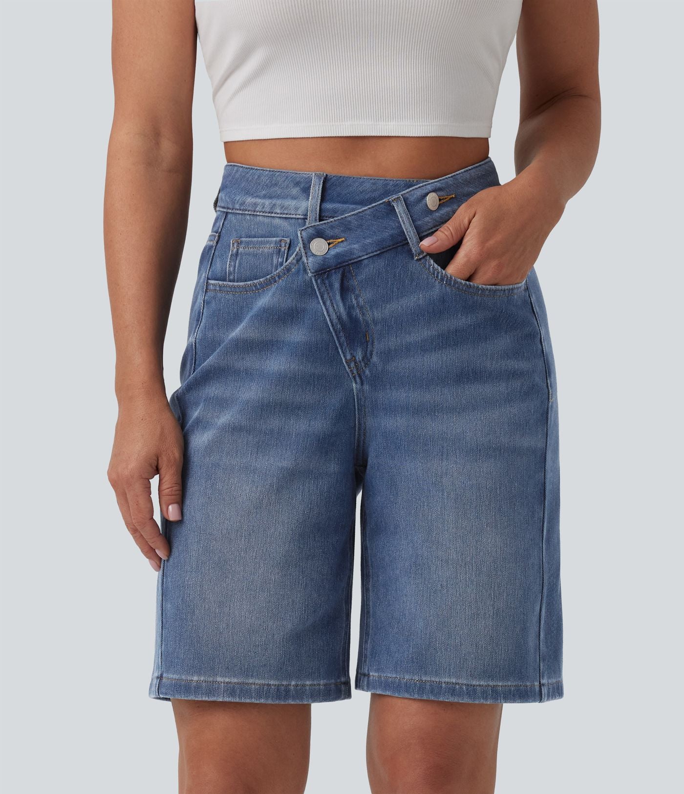 Short denim décontracté Halara Flex™ asymétrique délavé taille haute 23 cm avec poches