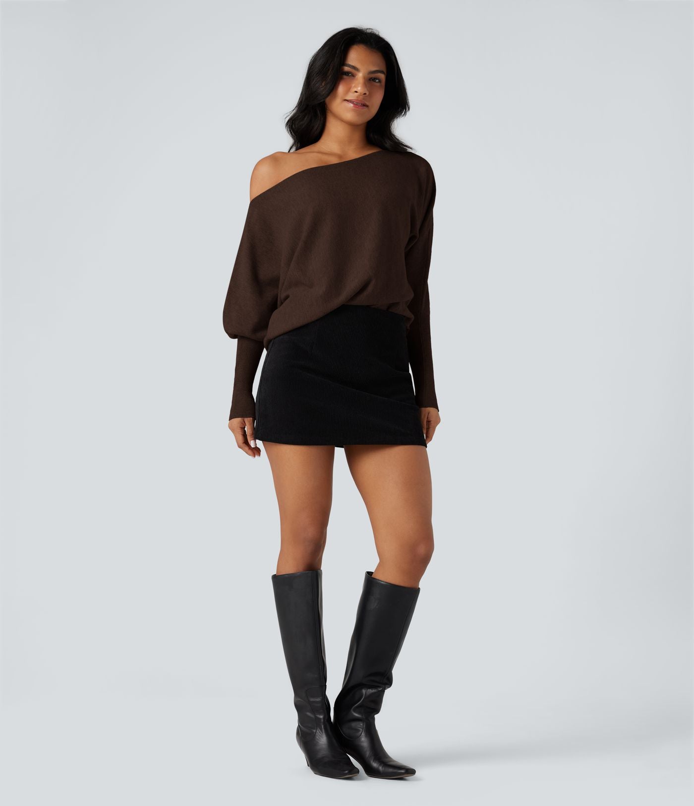 Pull une épaule manches chauve-souris ourlet arrondi
