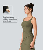 Robe corset midi moulante ruchée à encolure carrée, dos nu, brassière intégrée