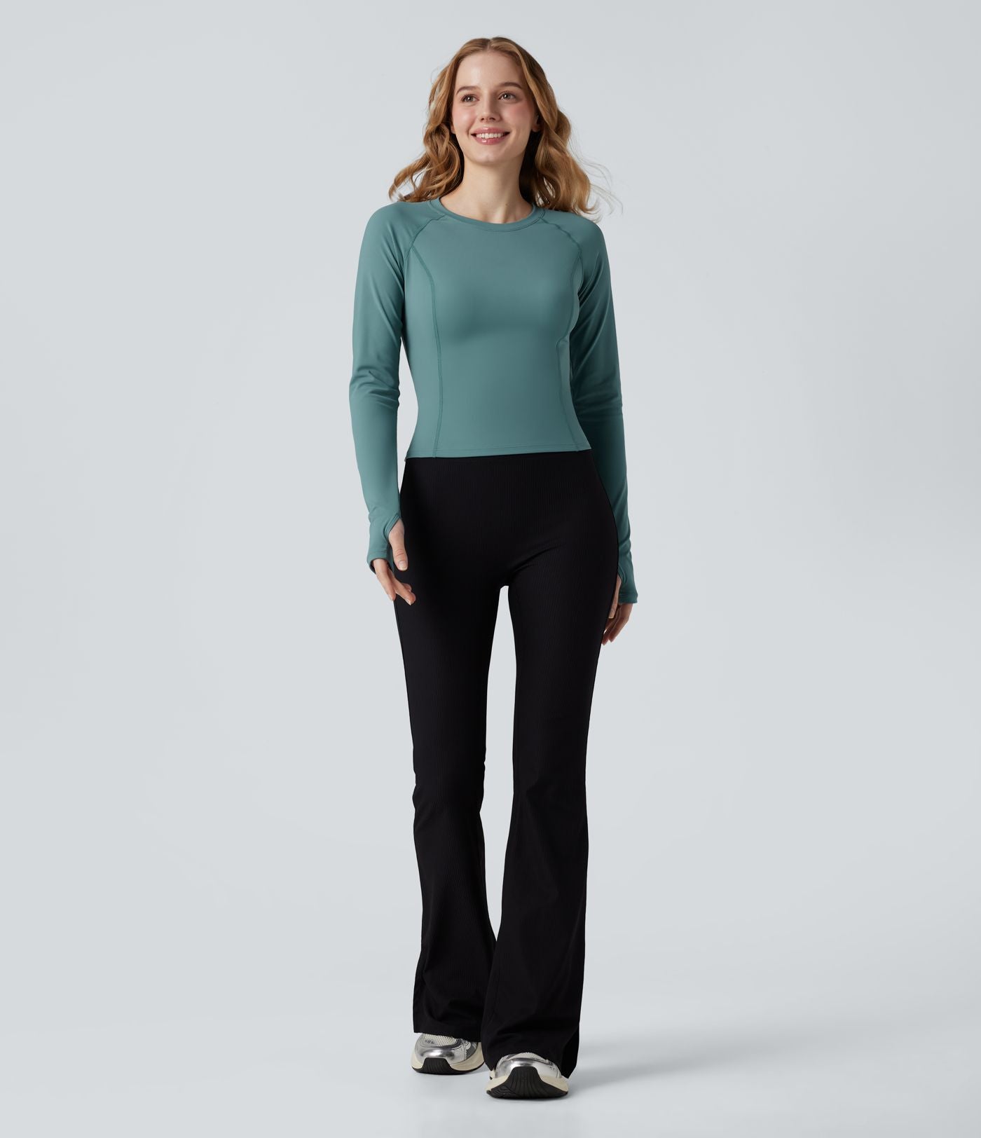 Haut de sport yoga SoftlyZero™ Airy col rond mesh contrastant effet frais InstantCool manches longues avec passe-pouces, protection solaire UPF50+