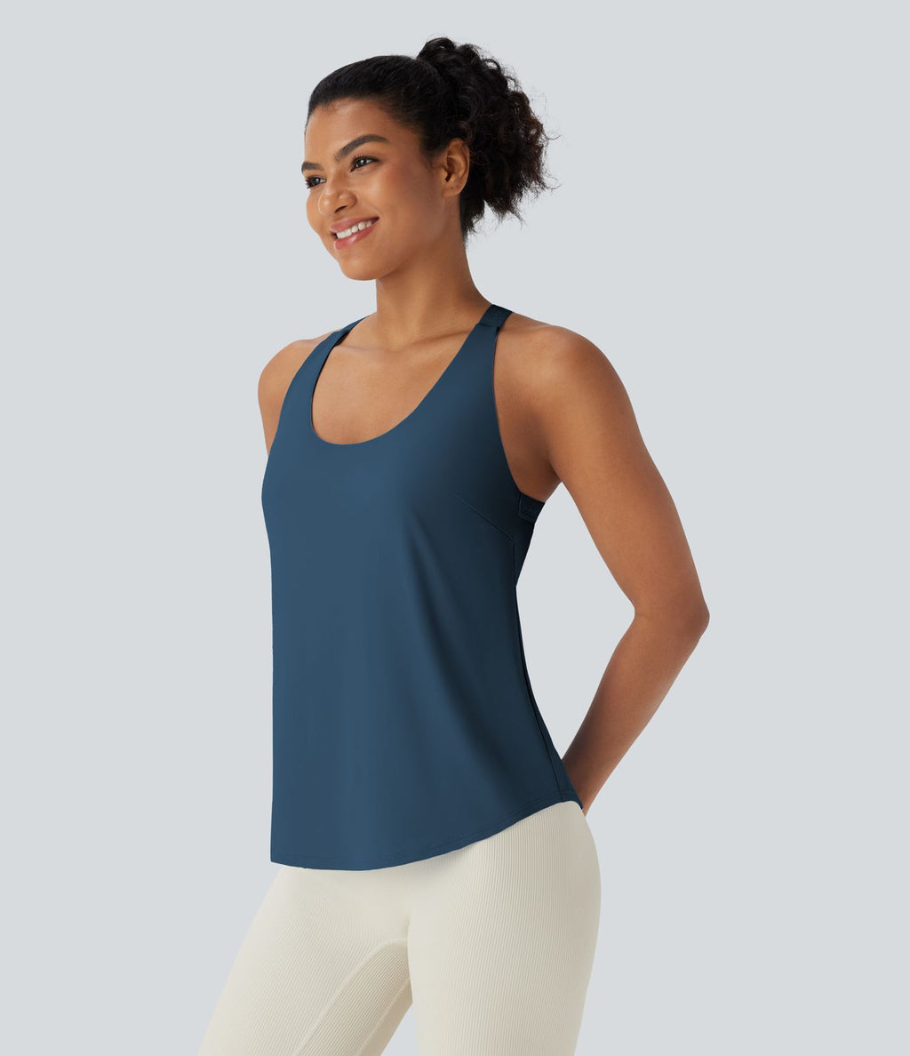 Débardeur yoga dos nu col U avec bretelles croisées, ourlet arrondi et effet frais InstantCool, protection solaire UPF50+