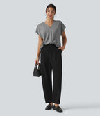 Blouse esprit bureau oversize défroissage facile, col V et manches courtes