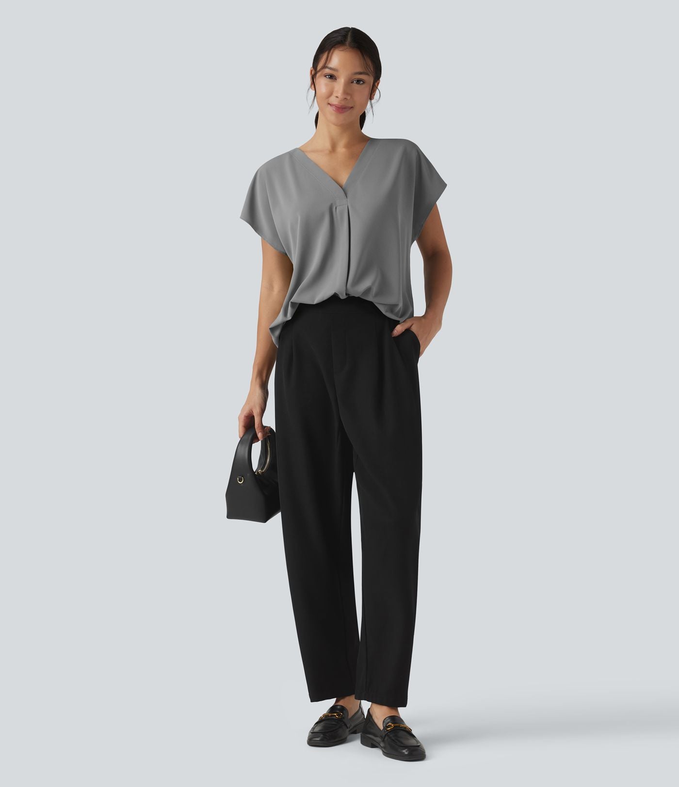 Blouse esprit bureau oversize défroissage facile, col V et manches courtes