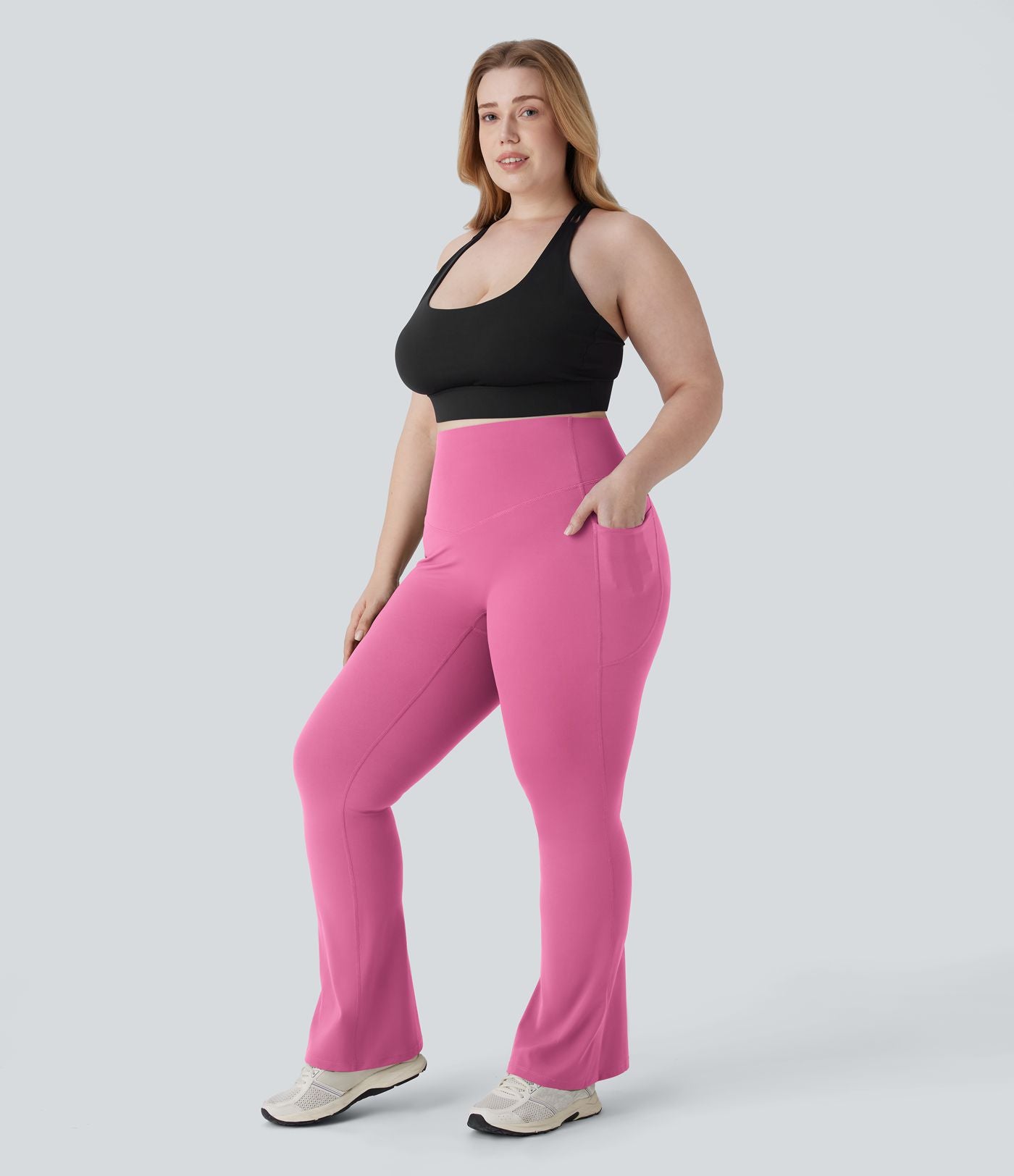 Pantalon de yoga à coupe bootcut gainant taille haute grande taille avec poches Halara UltraSculpt™