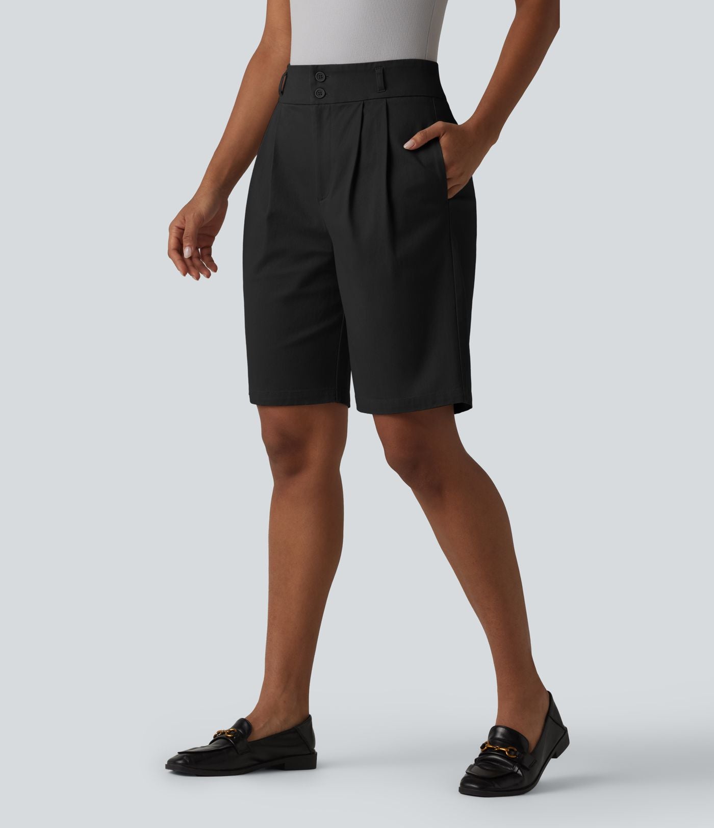 Short tailleur chino droit en coton taille haute à poches