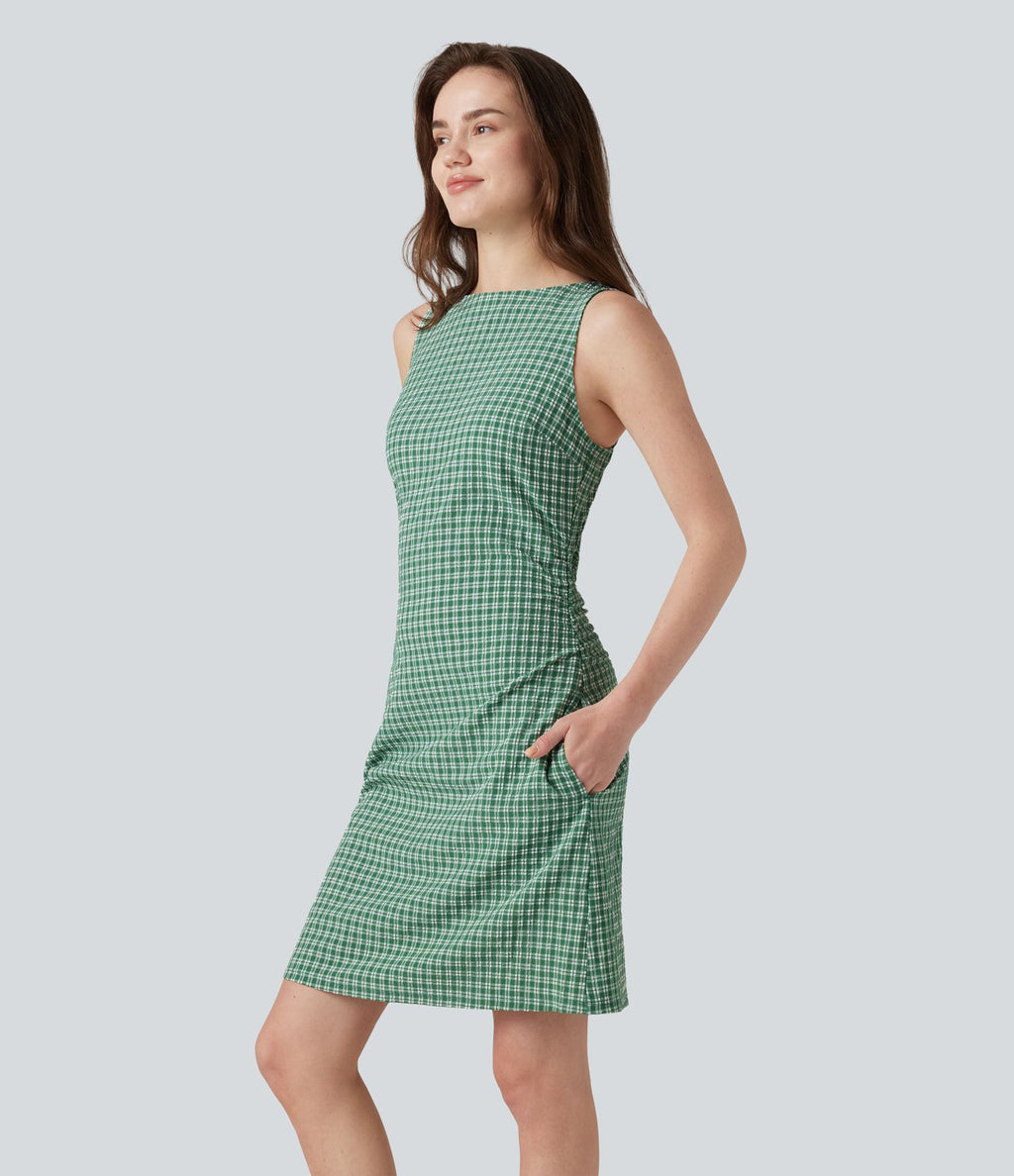 Robe mini casual sans manches col bateau à carreaux vichy, avec poches