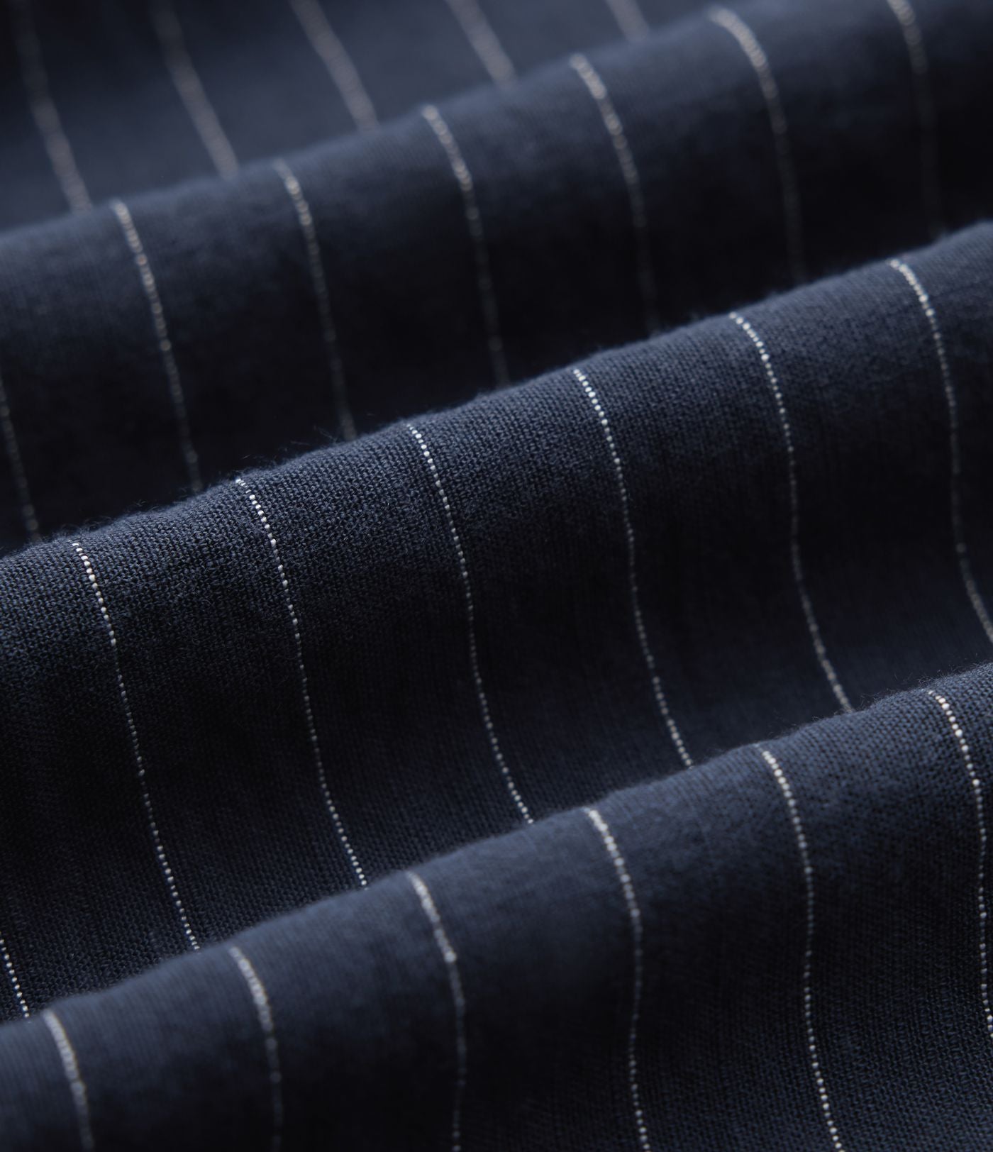 Pantalon bureau taille haute rayé, coupe ample avec poches