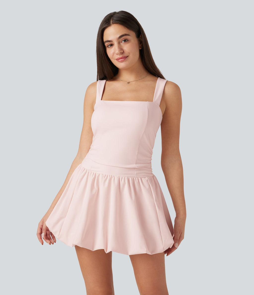 Robe sport 2-en-1 mini bulle sans manches à col carré et soutien-gorge intégré avec poches - Édition Easy Peasy